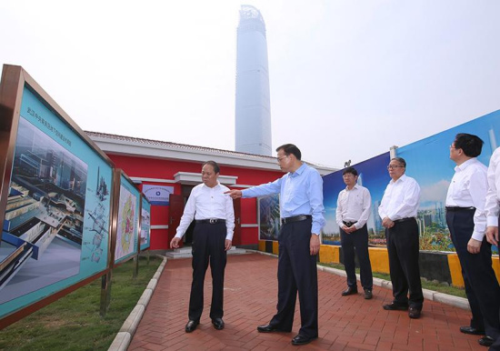 李克强：生长地下管廊，，，，，，，，阻止都会动辄“开膛破肚”